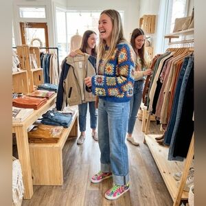 Women's BAMBOO Wide Leg Jeans SZ 3  or 26 Y2K Inspired Flare TRENDY Rolled Cuff